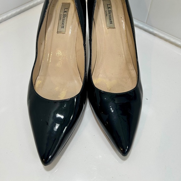L.K. Bennett Black Patent Leather Pump SZ EU40 - Picture 1 of 9